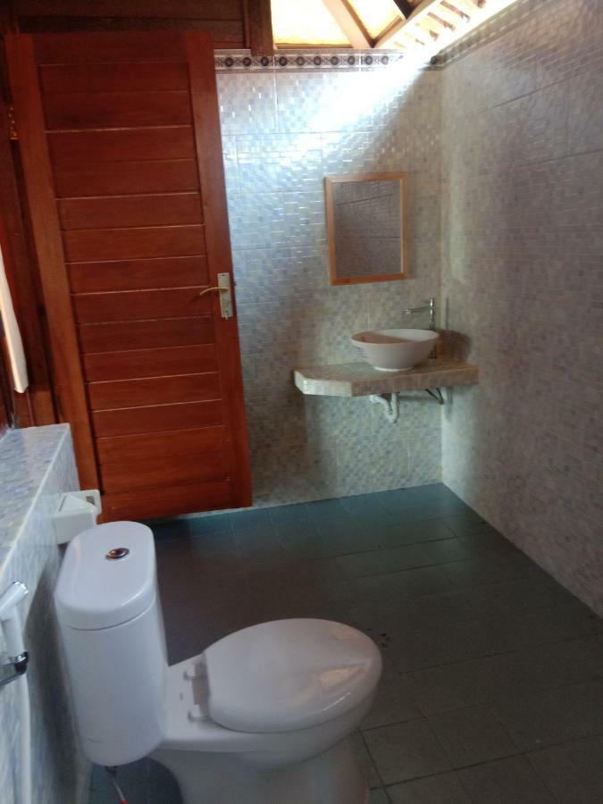 Svaha Nusa Guest House Nusa Lembongan  Ngoại thất bức ảnh