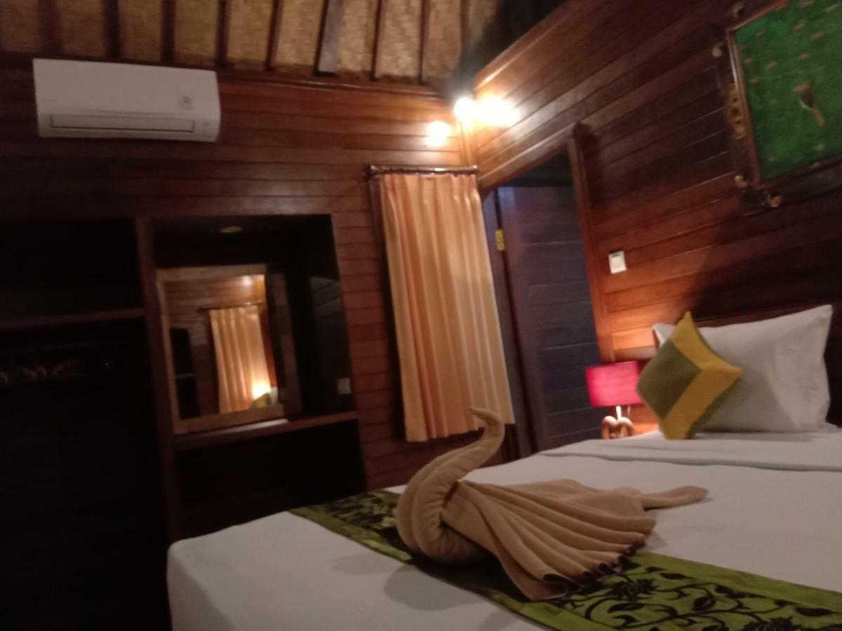 Svaha Nusa Guest House Nusa Lembongan  Ngoại thất bức ảnh